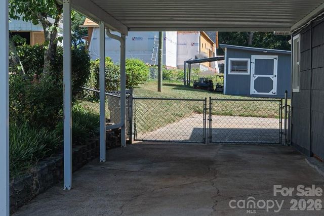 1928 Marigold Lane, Hudson, NC 28638