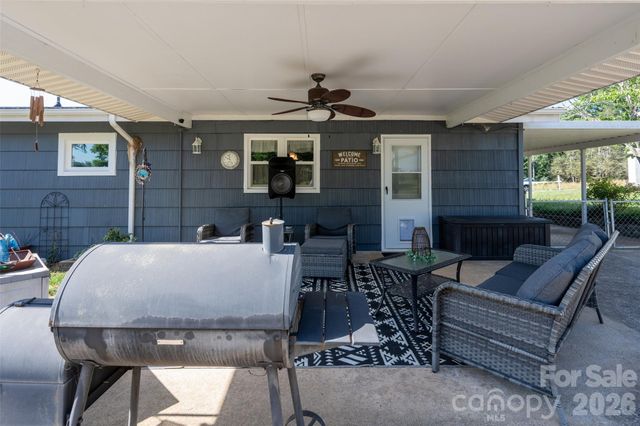 1928 Marigold Lane, Hudson, NC 28638