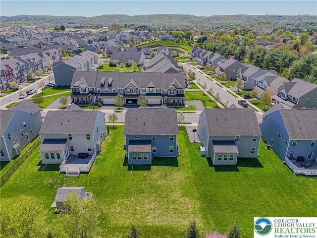 2584 Raya Way, Bethlehem Twp, PA 18045