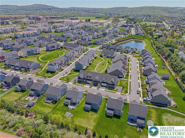 2584 Raya Way, Bethlehem Twp, PA 18045