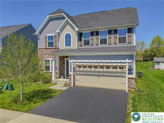 2584 Raya Way, Bethlehem Twp, PA 18045