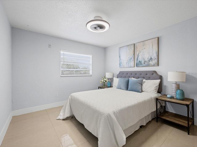 851 MILES AVENUE 13, Winter Park, FL 32789