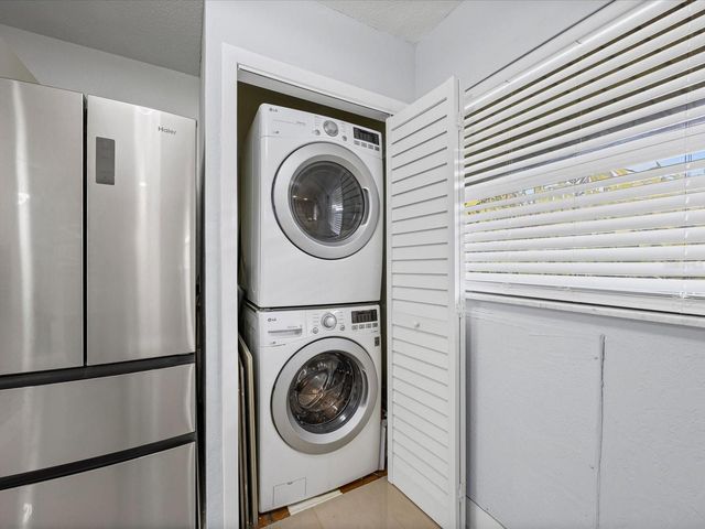 851 MILES AVENUE 13, Winter Park, FL 32789