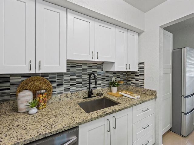 851 MILES AVENUE 13, Winter Park, FL 32789