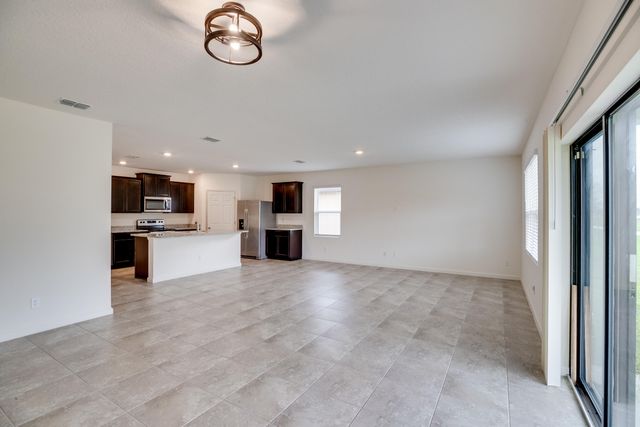 6289 NW Regent Street, Port St. Lucie, Port St Lucie, FL 34983