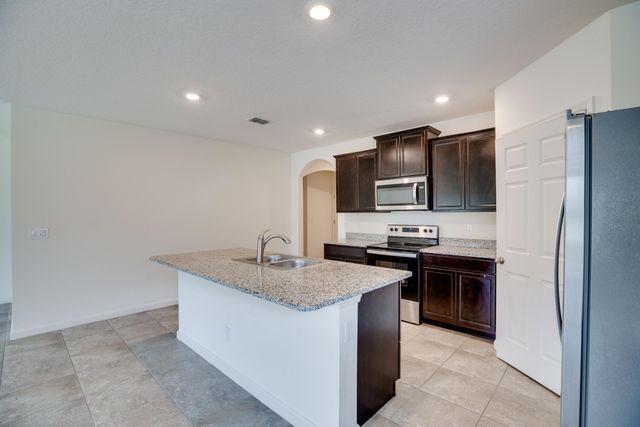 6289 NW Regent Street, Port St. Lucie, Port St Lucie, FL 34983