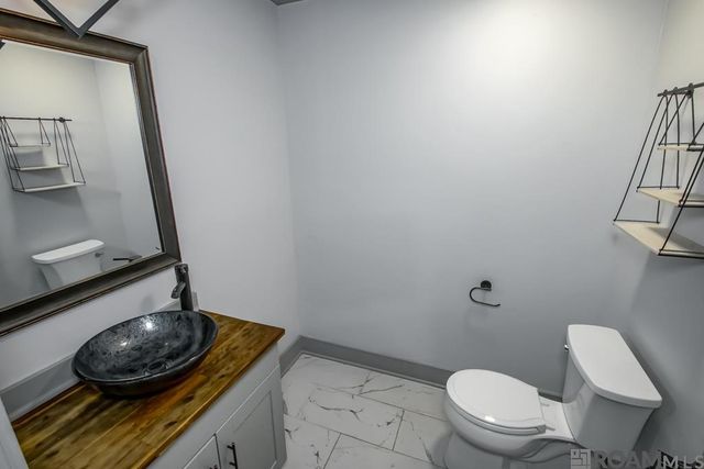 7167 Donaldson Dr, Gonzales, LA 70737