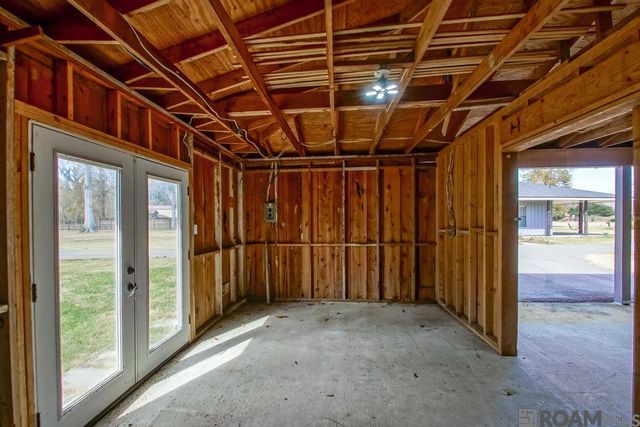 7167 Donaldson Dr, Gonzales, LA 70737