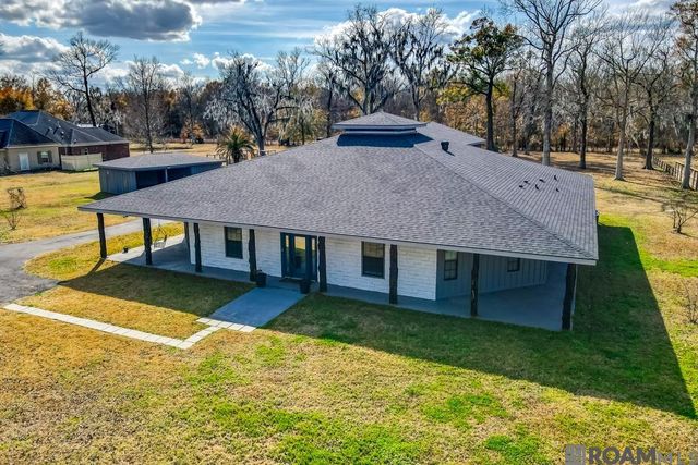 7167 Donaldson Dr, Gonzales, LA 70737