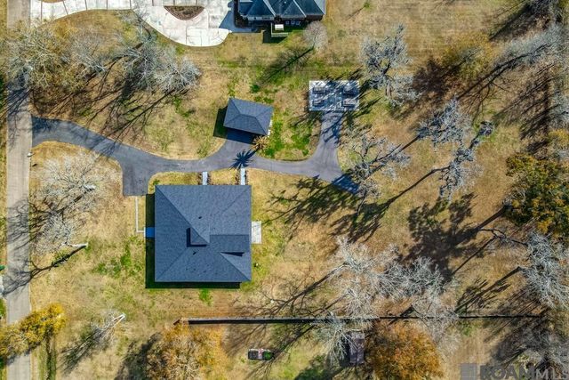 7167 Donaldson Dr, Gonzales, LA 70737