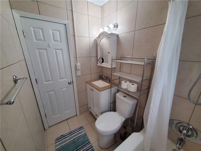 3204 NE 6th Street, Pompano Beach, FL 33062