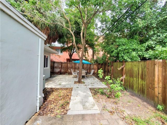 3204 NE 6th Street, Pompano Beach, FL 33062