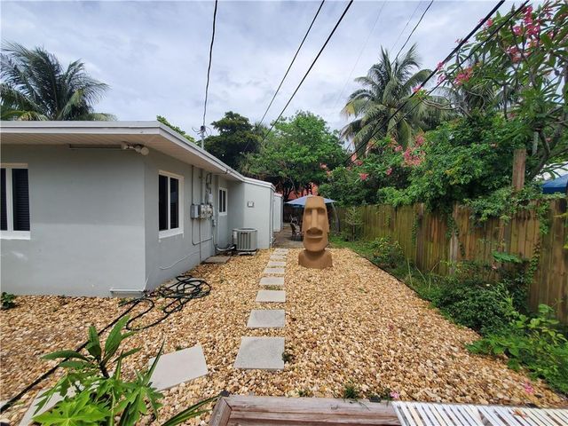 3204 NE 6th Street, Pompano Beach, FL 33062