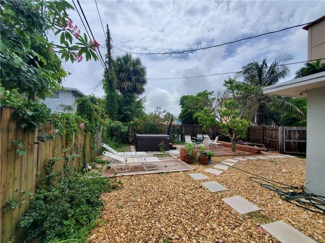 3204 NE 6th Street, Pompano Beach, FL 33062