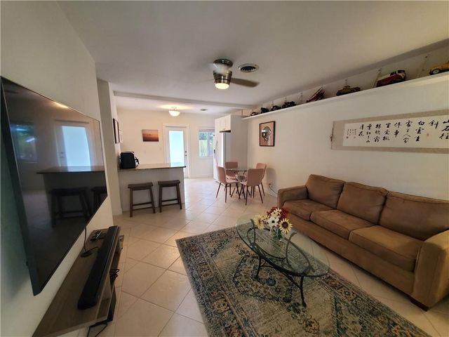 3204 NE 6th Street, Pompano Beach, FL 33062