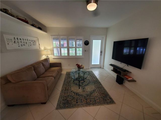 3204 NE 6th Street, Pompano Beach, FL 33062