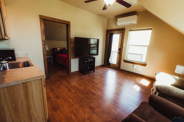 5470 Possum Trail, Eustace, TX 75124
