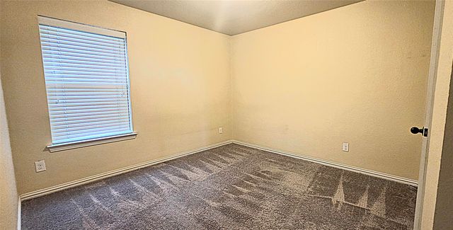 101 Hummingbird Drive, Weatherford, TX 76088