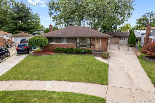 33135 Alvin Street, Garden City, MI 48135