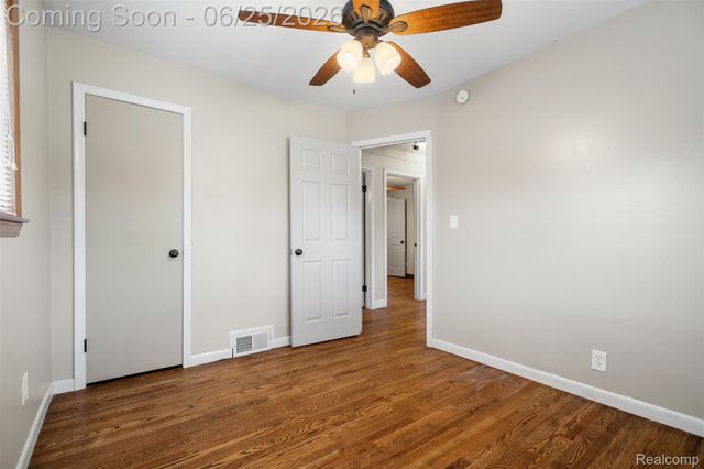 33135 Alvin Street, Garden City, MI 48135