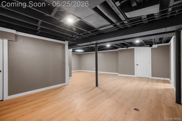 33135 Alvin Street, Garden City, MI 48135