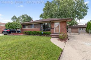 33135 Alvin Street, Garden City, MI 48135