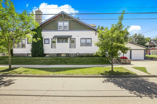 703 13th Avenue S, Saint Cloud, MN 56301