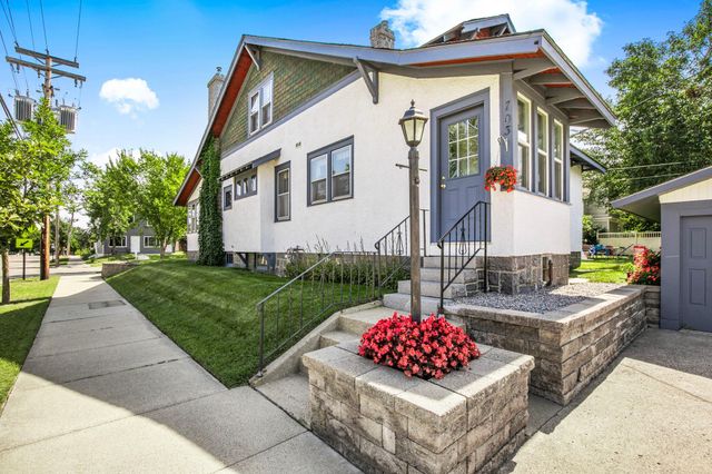 703 13th Avenue S, Saint Cloud, MN 56301