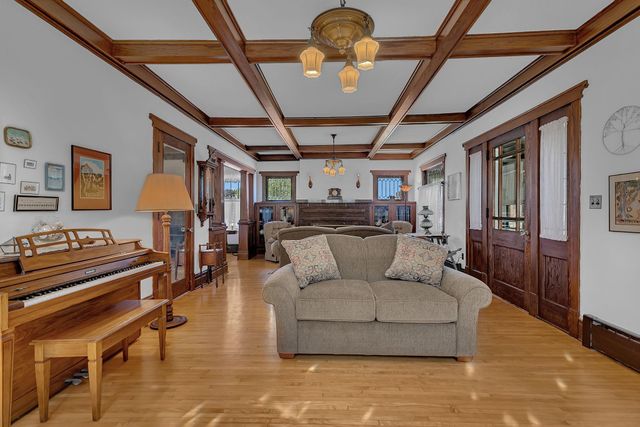 703 13th Avenue S, Saint Cloud, MN 56301