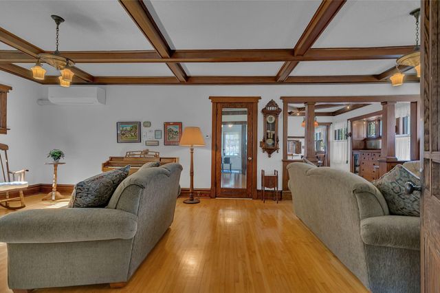 703 13th Avenue S, Saint Cloud, MN 56301