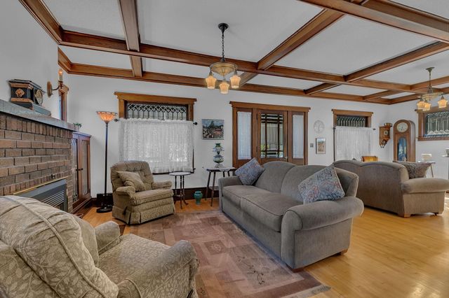 703 13th Avenue S, Saint Cloud, MN 56301