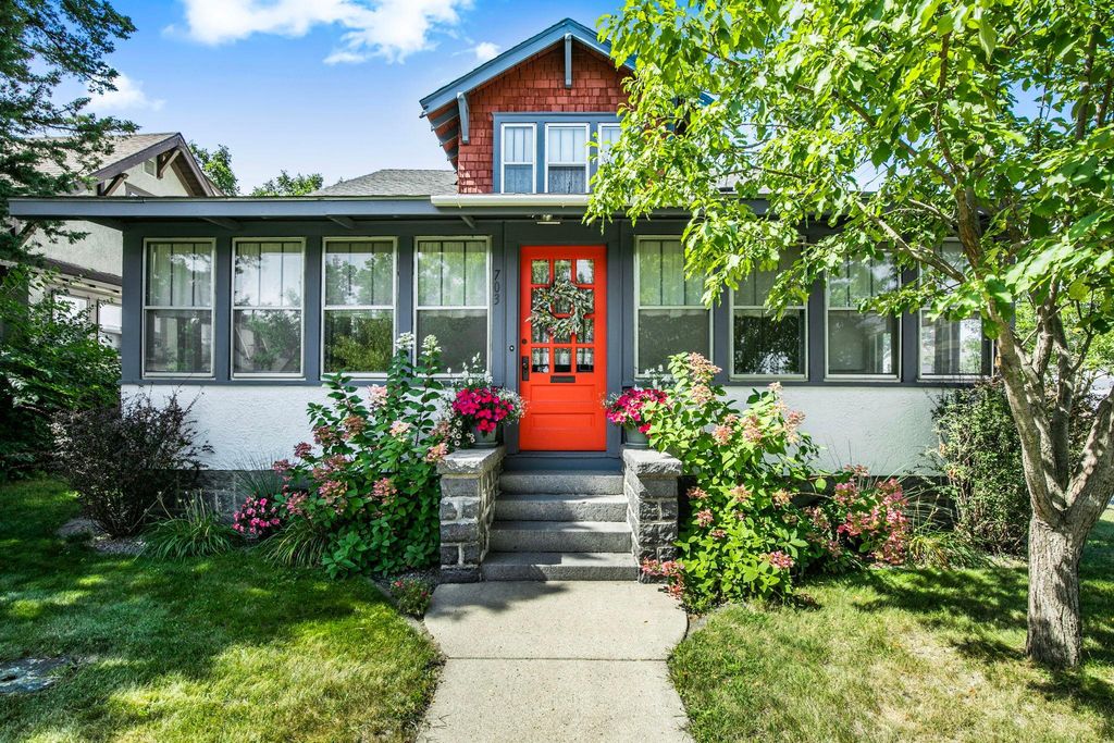 703 13th Avenue S, Saint Cloud, MN 56301