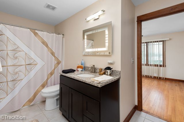 617 W Wilson Avenue, Lombard, IL 60148