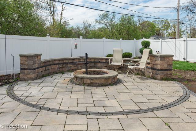 617 W Wilson Avenue, Lombard, IL 60148