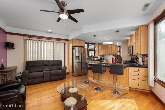 617 W Wilson Avenue, Lombard, IL 60148