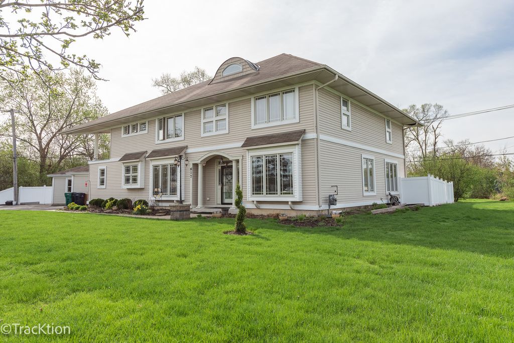 617 W Wilson Avenue, Lombard, IL 60148