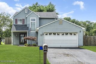 9 Cattail Drive, Howell, NJ 07731