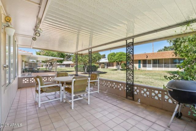 9706 W LONG HILLS Drive, Sun City, AZ 85351