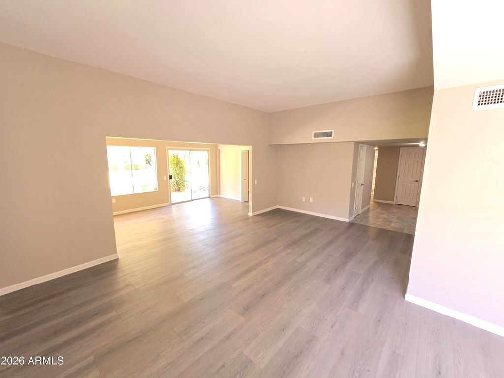 9706 W LONG HILLS Drive, Sun City, AZ 85351 — photo 5