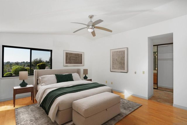 18228 Via Guadalmina, San Diego, CA 92128