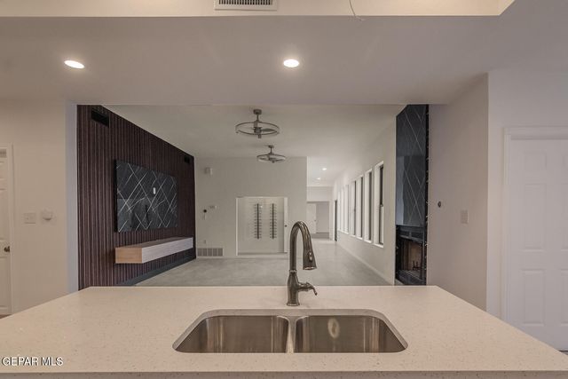 6509 MAJESTIC RIDGE Drive, El Paso, TX 79912