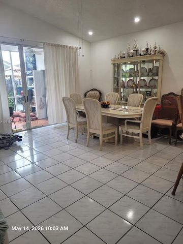 14239 SW 10th St, Miami, FL 33184
