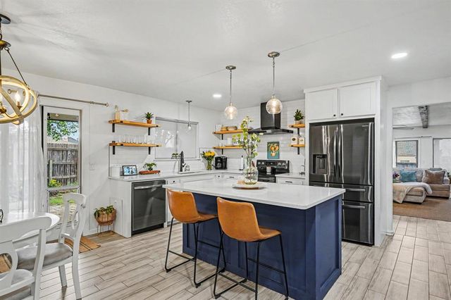 2304 SW 122nd Street, Oklahoma City, OK 73170