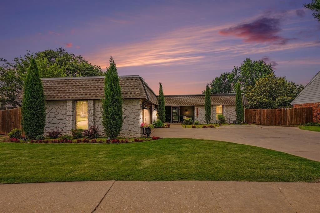 2304 SW 122nd Street, Oklahoma City, OK 73170