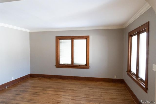 825 Frank Street, Flint, MI 48504