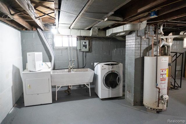 825 Frank Street, Flint, MI 48504