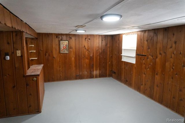 825 Frank Street, Flint, MI 48504