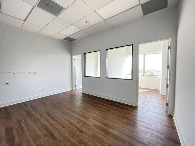 19790 W Dixie Hwy 1004 Hwy, Miami, FL 33180
