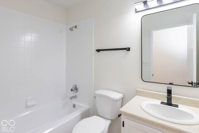 6714 Dunsany Court, Indianapolis, IN 46254