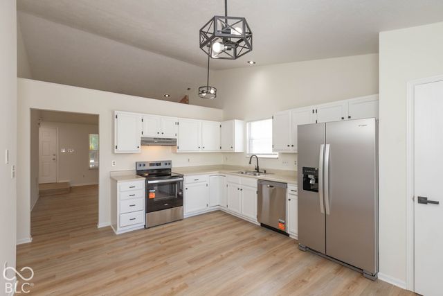 6714 Dunsany Court, Indianapolis, IN 46254